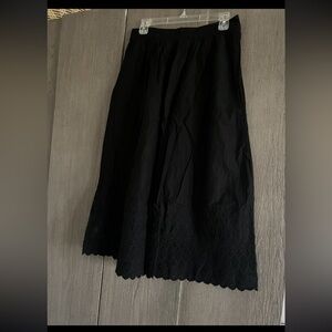 GAP Black Midi A-Line Skirt Doen lookalike